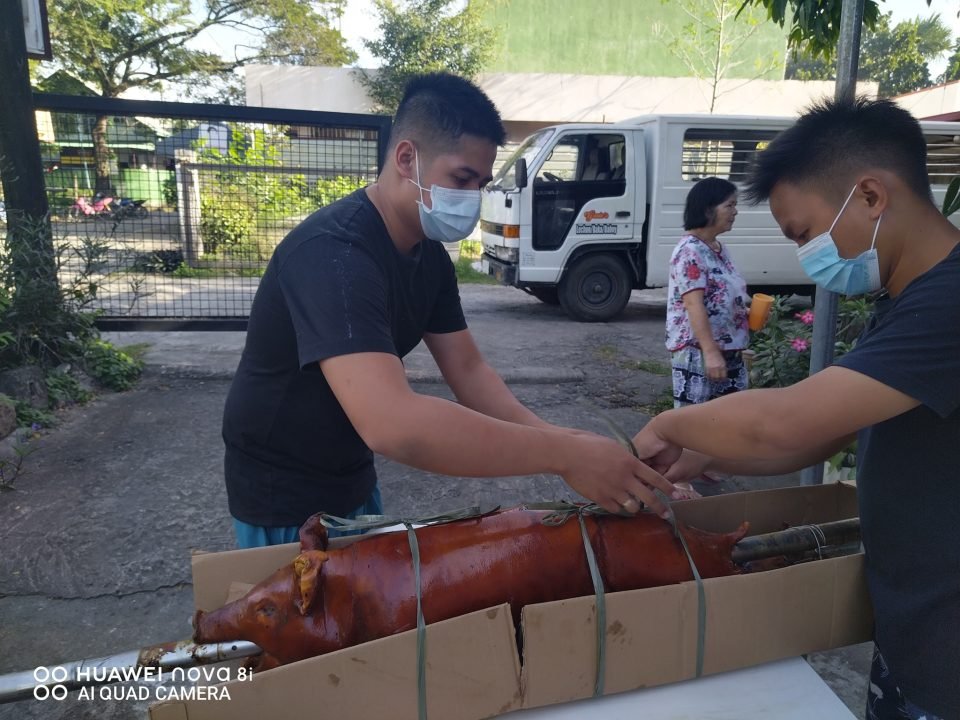 Ganie's Lechon Christmas and New year orders